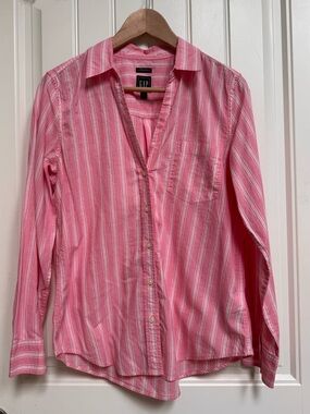 GAP Pink and White Striped Cotton Perfect Shirt. Size M